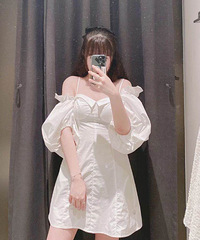 贫民窟女孩提问:有没有便宜买UR衣服的途径?