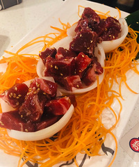 这家烤肉店的生意一直很火爆,但只有我觉得味道不如从前了吗?
