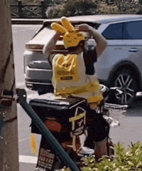 ����VS����ô�������Ĵ������ˣ���վ��һ�ߣ�