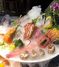 说说我在家里家外吃过的美食,这家烤鱼味道秒杀万州烤鱼