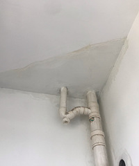 阳台漏水,其他住户都不着急