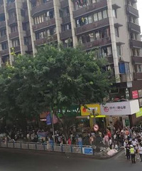 朋友圈都在晒娃开学,现在读个书“板眼儿”还真叫多