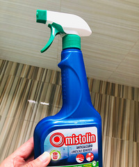 卫生间清洁小妙招【家务这门技术活】