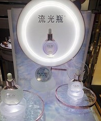 强烈安利这款全能肌底精华液,上脸清爽不粘腻,实用我给一百分