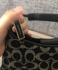 �Ե� Coach�йŰ����Ƚ��ټ����ϻ���