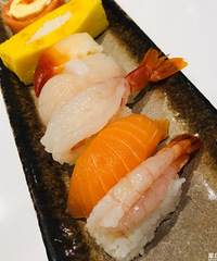 ׬�ˣ�����һ����Ʒţ�ŵ�Ǯ�������˶�����ֵ����