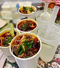 拔草北城新开的3家网红火锅和冷串串,这家在我心中只能算及格