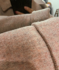跟团买的大衣很好看,颜色适合秋冬超显温柔