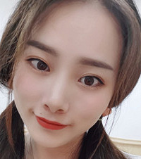 90年155CM做生意的妹子征婚,有一女儿8岁跟我