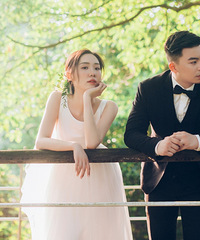 不是什么动人的爱情故事,无非就是相恋4年的小情侣结婚了