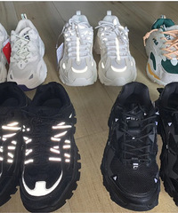 �ҵ��˶�Ь�������������ӵģ��ÿ���������ϸ