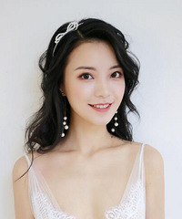 化完妆才发现,原来自己既可以仙气飘飘,也可以女王大人