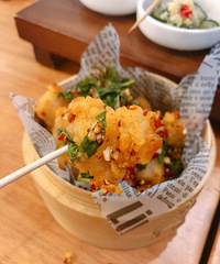 发现一家隐蔽的台湾小食店,一口气吃遍店里的特色套饭和小吃