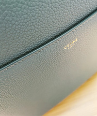 CelineˮͰ������һ������װ��ȫ����İ���