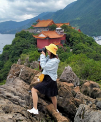 һ���������������������ɺ��μǣ�ס�����޿����Լ��󷹣��ð���