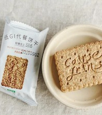 低卡零食和代餐究竟是不是智商税?我花了1000块找到了答案