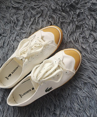 ����ĵ�һ˫С��Ь����������⧲�����