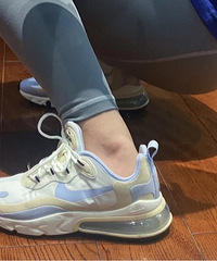 最近入了一双nike的 airmax270