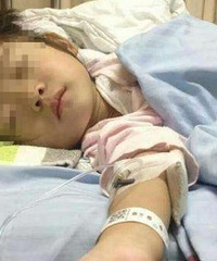 娃儿半夜狂吐不止,现场惨不忍睹,跑了3次医院都还是没查出问题