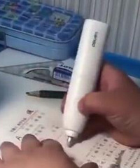 现在的孩子写作业这么热闹吗?听声音还以为在工地上班