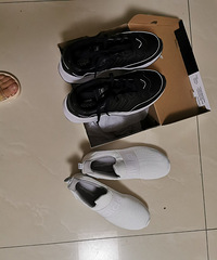 ����Adidas����һ��ѣ���װ�����㶨