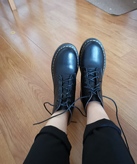 ����ĵ�һ˫����ѥ���Ͻ���������Ҳ������