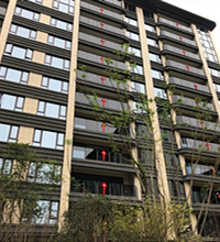 御璟悦来交房,单价1.8万这样不错了,最舒服的是全是两梯两户