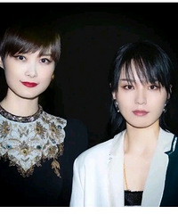 李宇春周笔畅15年后再同框,多年来她们和张靓颖三人关系成谜