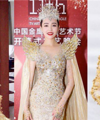 宋茜成为今年的金鹰女神,对比历届女神造型,哪一年审美在线