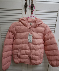 给女儿买的羽绒服,果然这家店火是有原因的