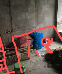 问问大家衣柜做到床旁边还是做到床脚好一点