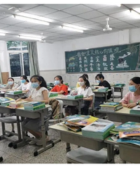 《风犬》中的“解放碑中学”与现实中的重庆29中,血脉有多深?