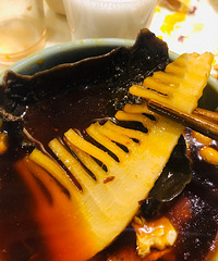 人均30多就能鱼和素菜随便吃,我专门去北碚就为了吃这家自助鱼