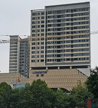礼嘉天街外立面基本完工了,最终效果基本就是这样,这颜值如何?