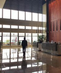 为了给老婆完美的婚礼,打探近20家五星级酒店,最后选了这里