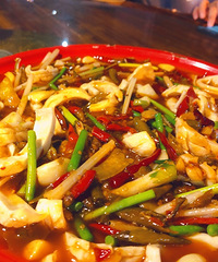 虽然每次来这家网红店都要排队,但味道却让我感到很值得
