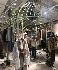 偶遇的实体店衣服比网购的更香!