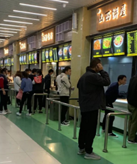 在富士康生产iPhone12的00后,不读书只打工,工资到手就跑路