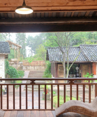 就在主城的“豪横”田园小院,房间有滑梯和桑拿,耍事简直太多了