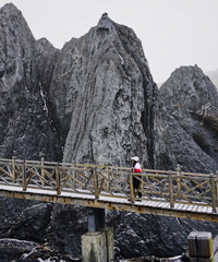 川西小半环线游,遭遇大雪封路,上演“人在囧途”,这些要注意