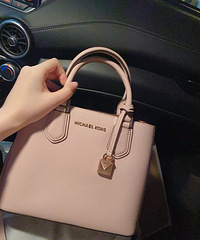 ���˽��궬��ĵ�һֻ��������Ů��ʮ���MK
