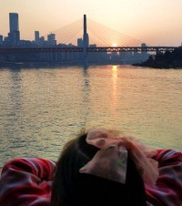 �Ӵ��������ֶɵ������ţ�һ·����ι��Ÿ�������޶���ˣ������