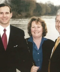 Ӣ�������Ů��������ʧ������