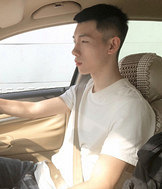 94年186CM的警察征婚,喜欢玩游戏