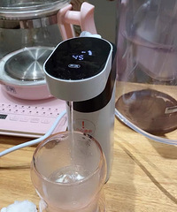 有人用酒店的水壶煮内裤?这款口袋饮水机出门必备