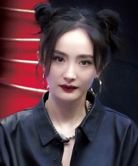 夺钟汉良初吻的甜妹女神,50岁满脸纹路、亿万网友众筹求do脸