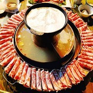 在这里涮羊肉好霸气