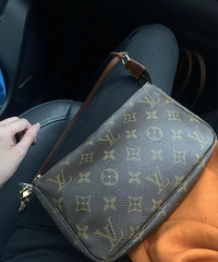 中古淘到一只1998年的LV麻将包
