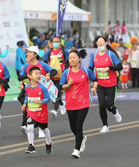 2020重庆马拉松激情开跑,重马已经十年啦