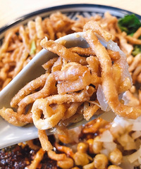 ��ű����С�Ե������ҵ�θ�ڣ�ÿһ�����ɽ�ǵ�ζ��